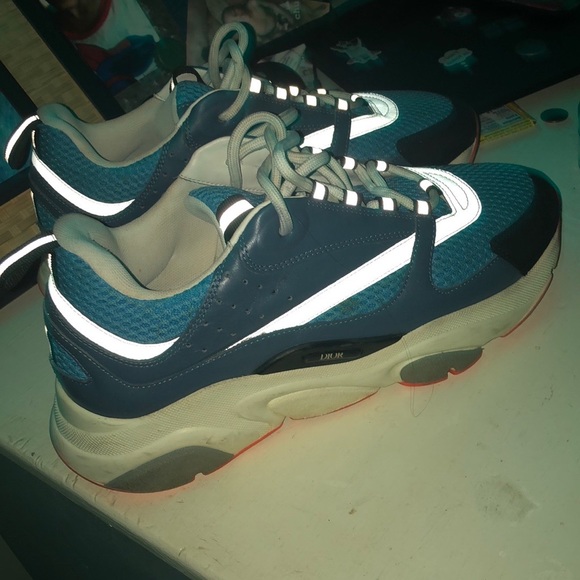 Dior b22 , Blue white and orange, decent quality needs a little cleaning. - Picture 3 of 3